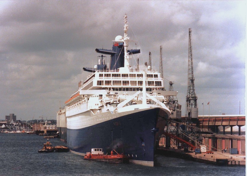 2002 SS Norway Southampton Andy Blakemore-IMG 1919